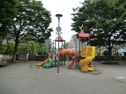 下戸田１丁目児童公園