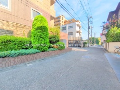 川口市青木１丁目