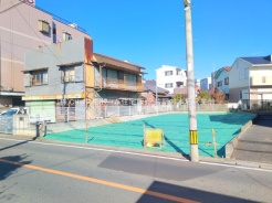 さいたま市浦和区岸町２丁目