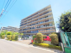 戸田市新曽南３丁目