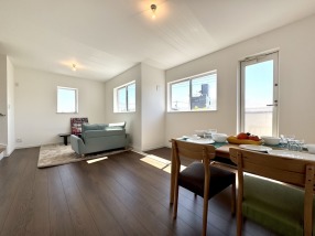 ～塚越２丁目 駅歩１０分～・新築時総額例4880万円税込・