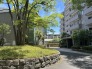 マンション前