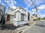 前面公道６ｍで交通量も少なく車の出し入れもスムーズ。教育・買い物施設が近く、整った街並みが魅力でどの世帯にもおすすめな物件です。